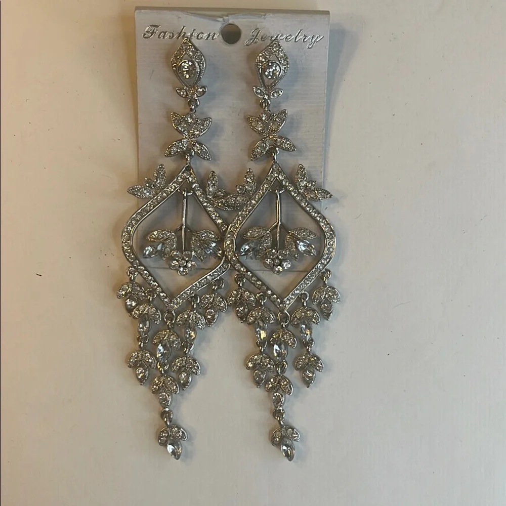 High Glam 5-Inch Silver Rhinestone Drop Earrings Sparkly Statement Jewelry NWOT